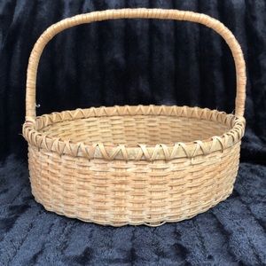 Handcrafted farmhouse primitive woven basket